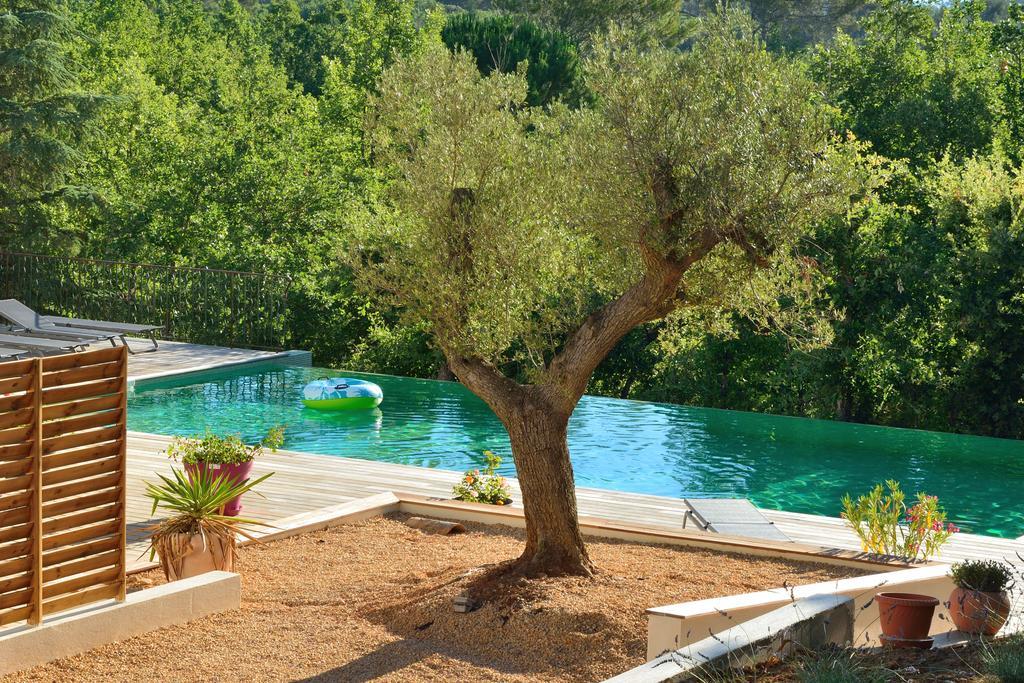 סן-מקסימין-לה-סנט-בום Sous Les Oliviers - Piscine Chauffee - Studios De Standing Tout-Equipes מראה חיצוני תמונה